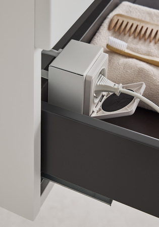 Pistorasia Laatikolle Flex