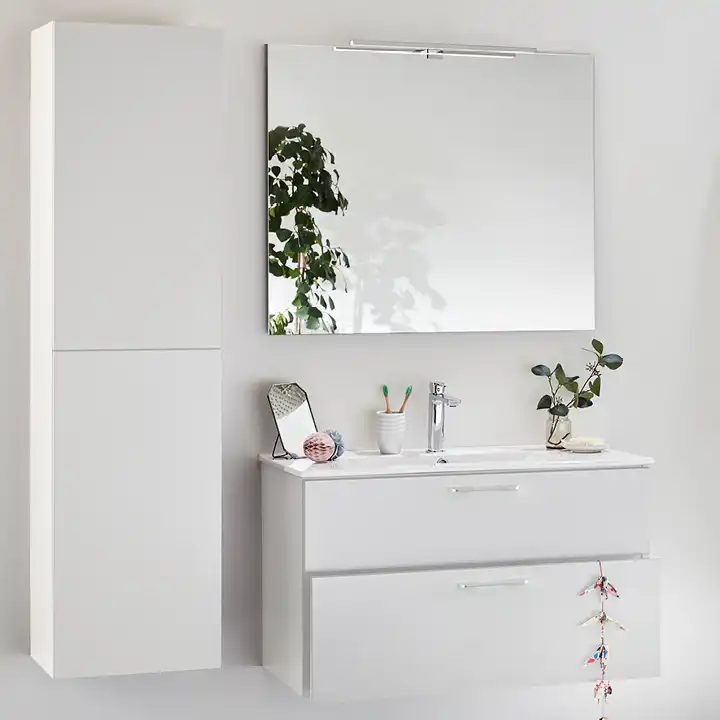 Noro Studio valkoiset kalusteet