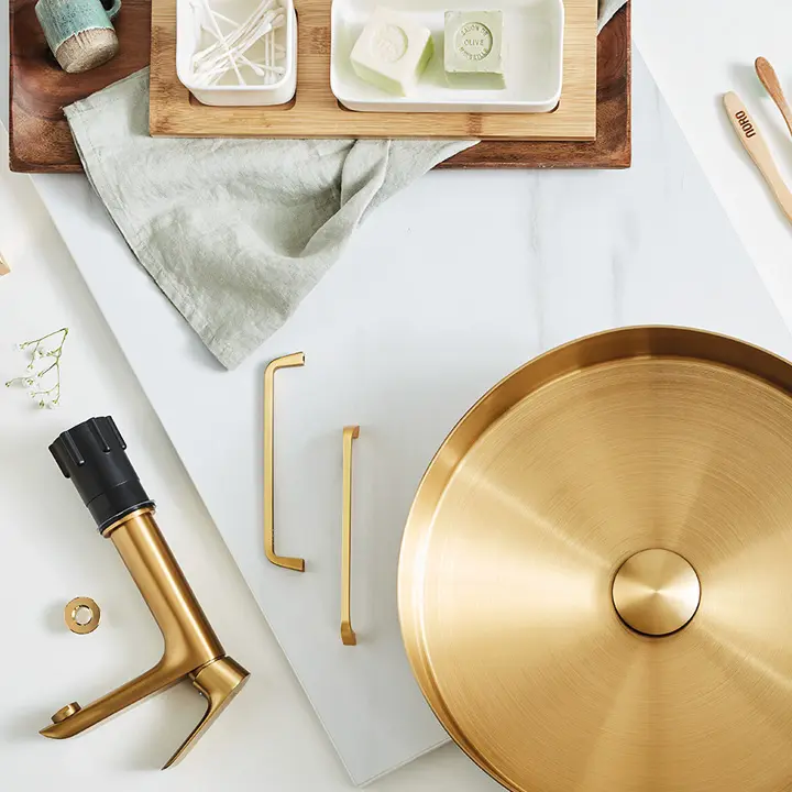 Yksityiskohdat eri materiaaleista