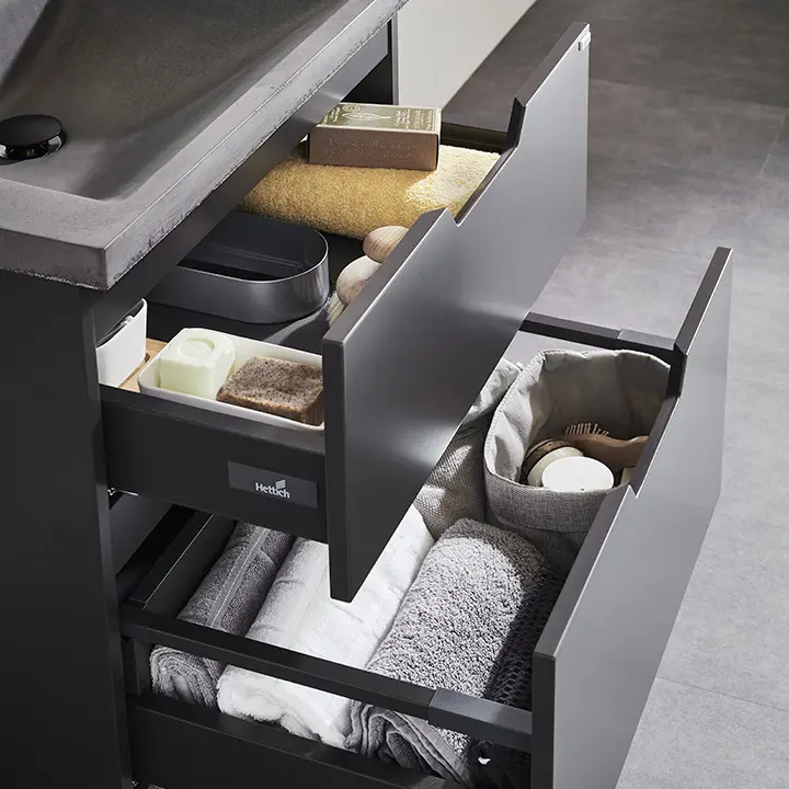 Täysin ulosvedettävät laatikot